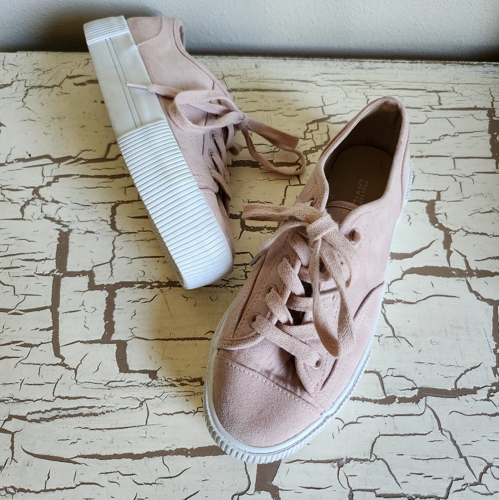 Divided H&M 5.5 Girls Shoes Good Used Condition